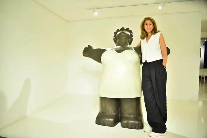 Comme Je L imagine Solo Exhibition at Chaos Art Gallery